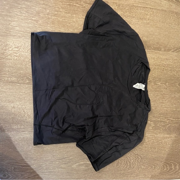 Lululemon Wundermost Ultra-Soft Nulu Crewneck Cropped T-Shirt - Picture 5 of 6